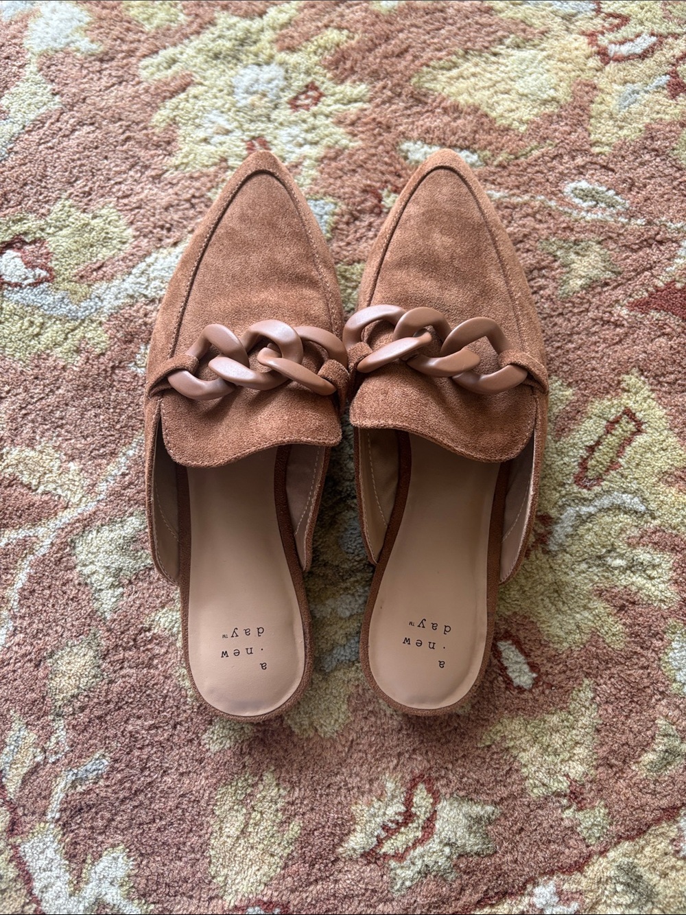 a new day Suede Tan Pointed-Toe Mules with Chunky Chain NWOT never worn - Picture 2 of 5